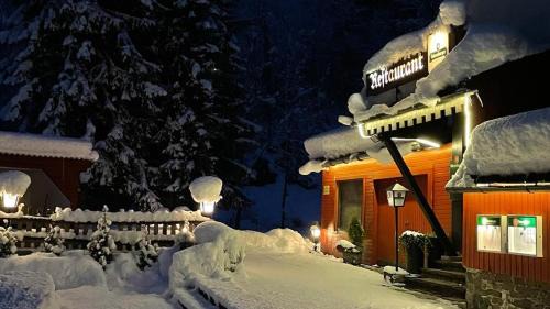 Dalaas House | Gasthof Paluda - Pizzeria