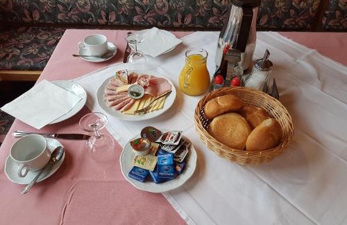 Steinach am Brenner Apartment | Gasthof Schützenwirt