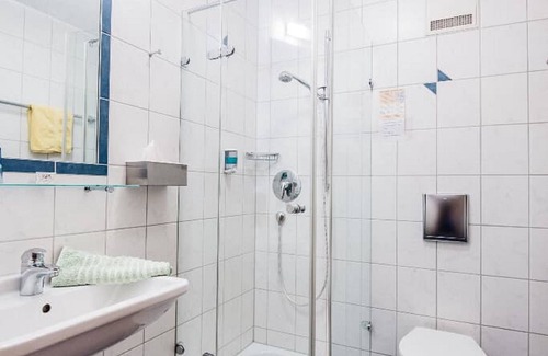 Freudenberg Bed & Breakfast | Gasthof Schloßbraeu Lintach