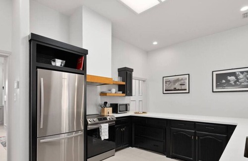 McAllen House | Gated community with POOL and Tennis court