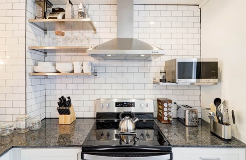 Pomelo Park Condo | Gated & Quiet Complex, 2 Bdrm/1 Bath Arcadia-Lite Condo, sleeps 4, Community Poo