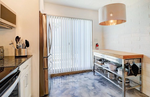 Pomelo Park Condo | Gated & Quiet Complex, 2 Bdrm/1 Bath Arcadia-Lite Condo, sleeps 4, Community Poo