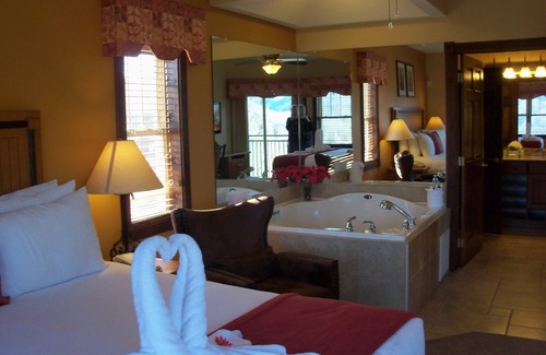 Gatlinburg Resort | Gatlinburg, New Year in the Smoky Mountains, 12/27/2025 thru 1/03/2026