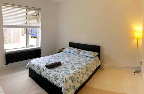 King's Lynn Cabin | Private room ∙ 1 bedroom ∙ 3 guests