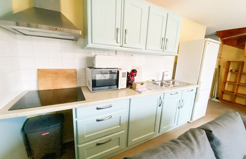 Quartier Chorier-Berriat Apartment | #GE - The Bostonian in Grenoble🗽3 bedrooms with balcony