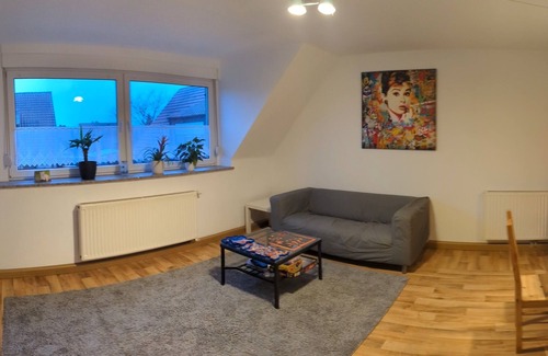 Pfalzdorf Apartment | Gemütliche Dachgeschoßwohnung mit 2 Schlafzimmern in Pfalzdorf