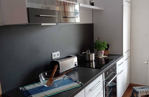 Geyer Apartment | Gemütliche und Moderne Ferienwohnung im Erzgebirge