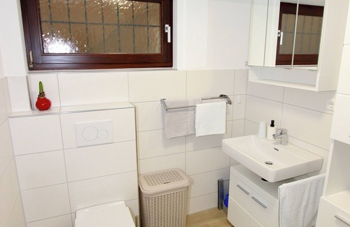 Denzlingen Apartment | Gemütliches Apartment im Schwarzwald Die Perfekte Unterkunft für Kurztrips