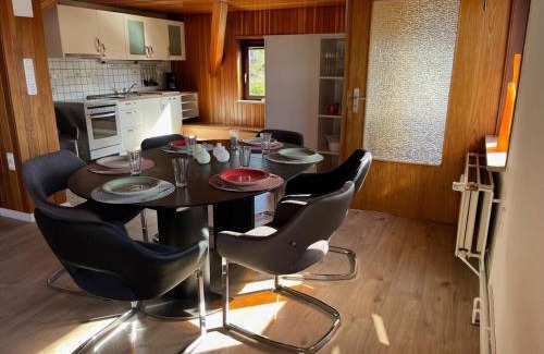 Groß Vollstedt Apartment | Gemütliches Zweibett-Zimmer in Schleswig-Holstein - ideal für Monteure und Geschäftsreisende, Gemeinschaftsbad Zimmer Nr 5