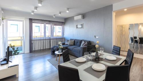 Erzsebetvaros Apartment | Gems of Budapest - Onyx Suite