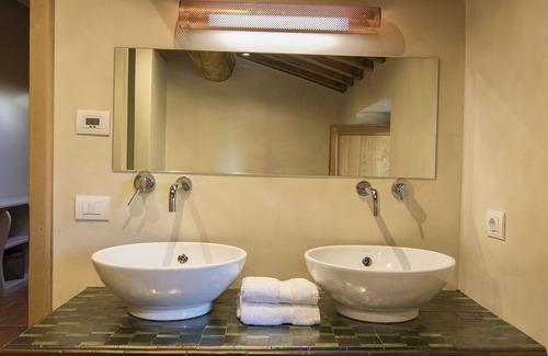 Bucine Resort | Generous one-bedroomed suite