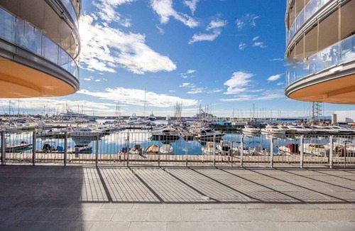 Genoa Apartment | GENOA East Water Front (Available 4 Guests)