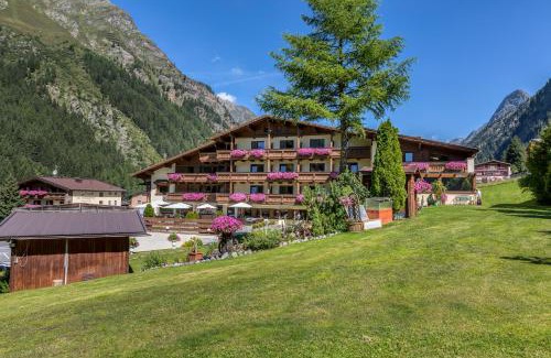 Plangeross Hotel | GenussHotel Sonnblick