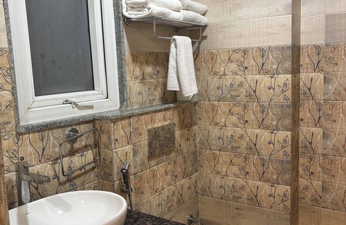 Jamui Hotel | GENX JAMUI