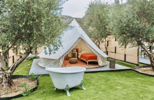 Agios Theodoros Cabin | Geometry Park