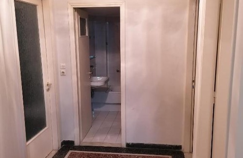 Keratsini-Drapetsona Apartment | George's Apartment near the port of Piraeus