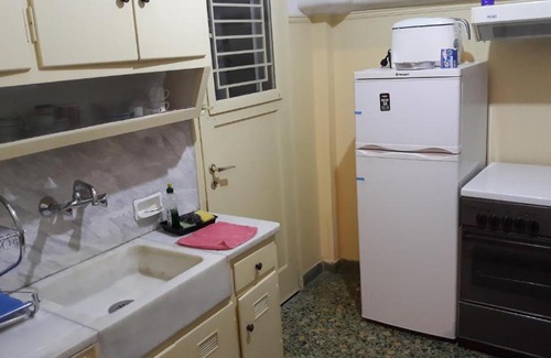 Keratsini-Drapetsona Apartment | George's Apartment near the port of Piraeus