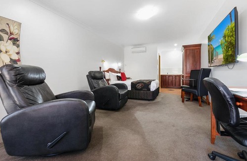 Echuca Hotel | Georgian Motor Lodge