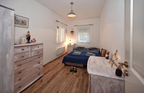 Szentendrei House | Gesztenyeház vendégház a Dunakanyarban fürdődézsával