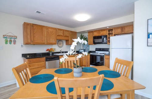 Chic's Beach Condo | Get a Truly Memorable Experience While Vacationing in this beautiful property.