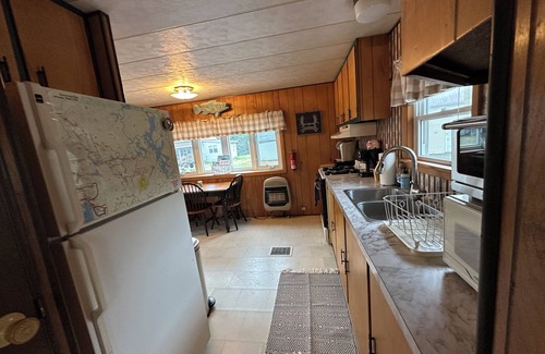 Jackman Cottage | Get away from the city life and go get some fresh air in the real country