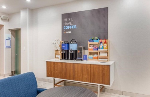 Ramsey House | Getting to the city is convenient without any hassles or stress!