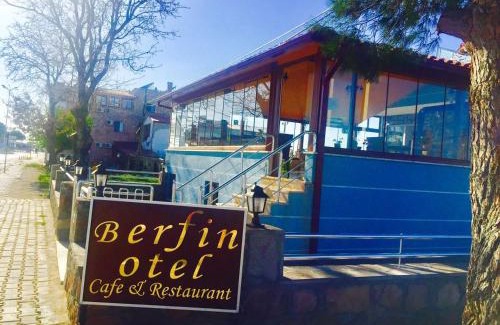 Ezine Hotel | Geyikli Berfin Otel