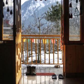 Burwa House | Gharsa Homestay