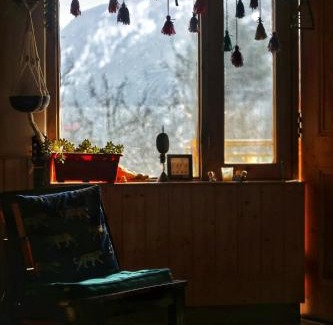 Burwa House | Gharsa Homestay