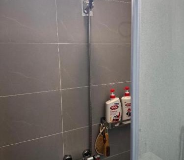 Da Lat Apartment | Gia Hạ House View Triền Đồi-Ban công-R03