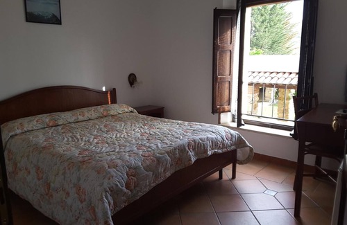 Polizzi Generosa House | Giardino Donna Lavia