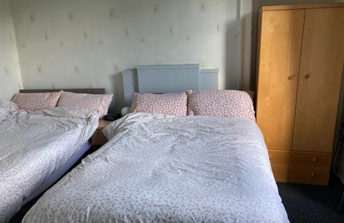 Tollcross Hostel | GILMORE FLAT