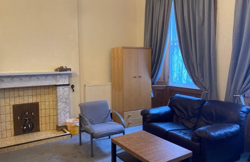 Tollcross Hostel | GILMORE FLAT