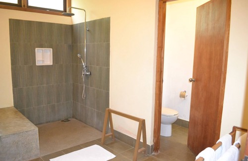 Koralai Pattu North Hotel | Giman Free Beach Resort