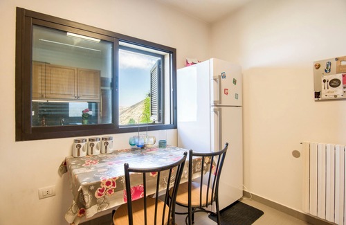 Kfardebian Apartment | Gin 3-Bedroom Apartment in Mzaar