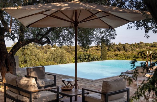 Noto Villa | Gioi - Villa with infinity pool and citrus grove view 10 minutes from Noto