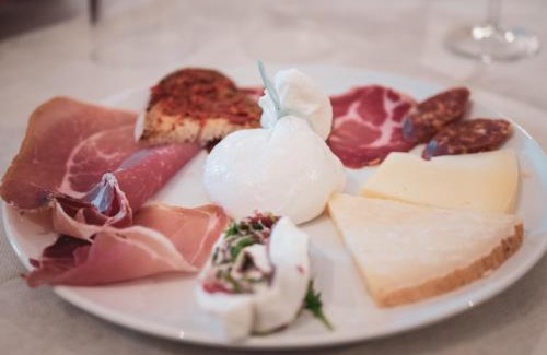 Colobraro Hotel | Girastrittue Colobraro