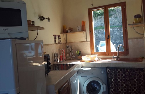 Loreto-di-Casinca Cottage | Gite 2 épis in a green setting, panoramic sea view