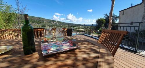 Montpeyroux House | Gite Aigues Vives - Les Jardins