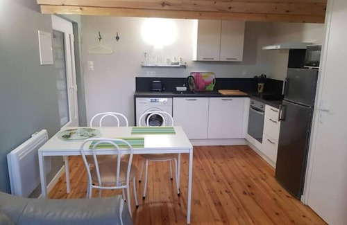 Avene Apartment | Gite at Domaine de L'avène-tura