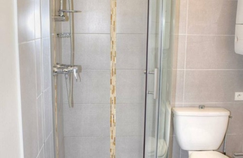 Berthenay Cottage | Gite Berthenay, 2 bedrooms, 4 persons