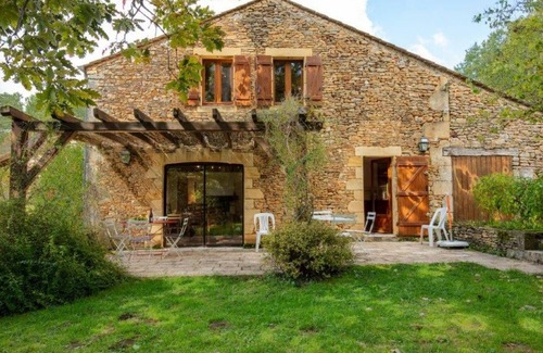 Montcabrier Cottage | Gite Besse, 2 bedrooms, 4 persons