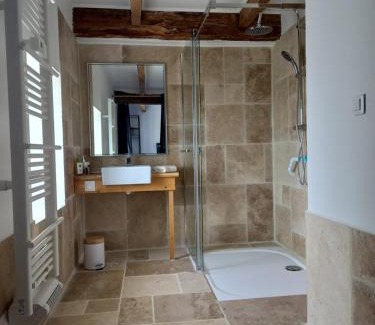 Saint-Felix-de-Lunel House | Gite Chez Guynette