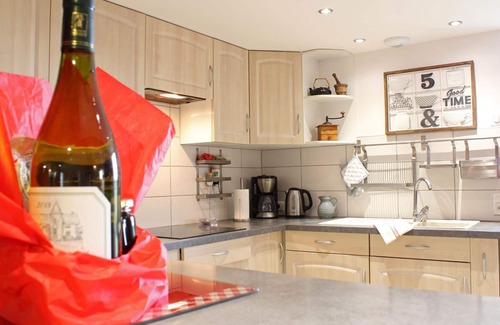 Cindre Cottage | Gite Cindré, 4 bedrooms, 8 persons