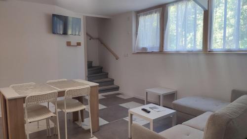 Ameugny Apartment | Gite de la voie verte, à Ameugny - Taizé