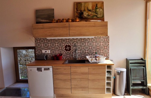 Creysseilles House | GITE DES JEUNES PIERRES CHARM AND NATURE