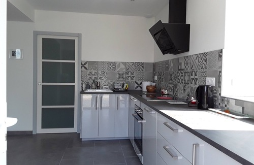 Ver House | Gite dizeau in the countryside peaceful location only 15 mins from the sea.