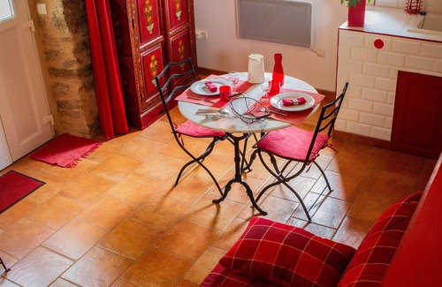Mont-Roc Cottage | Gîte for nature lovers with spa and hammam
