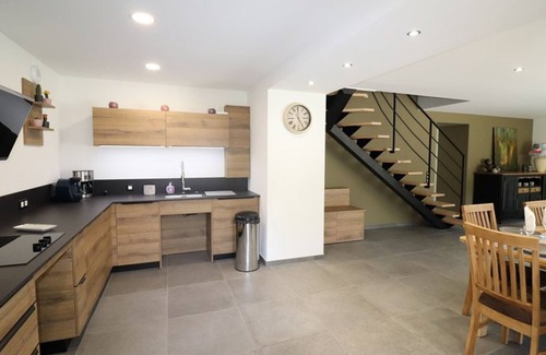 Jussac Cottage | Gite Jussac, 3 bedrooms, 8 persons