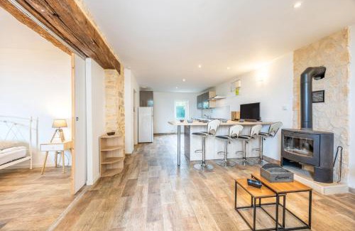 Saint-Martin-des-Fontaines House | Gite les garnes